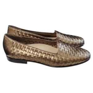 TROTTERS “Liz” Basket Weave Leather Loafers Size 7.5